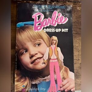 1970 Barbie Dress Up Kit 💗